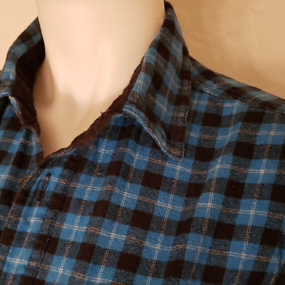 💥3 for $40💥 AEROPOSTALE Button Up Shirt - Picture 2 of 5